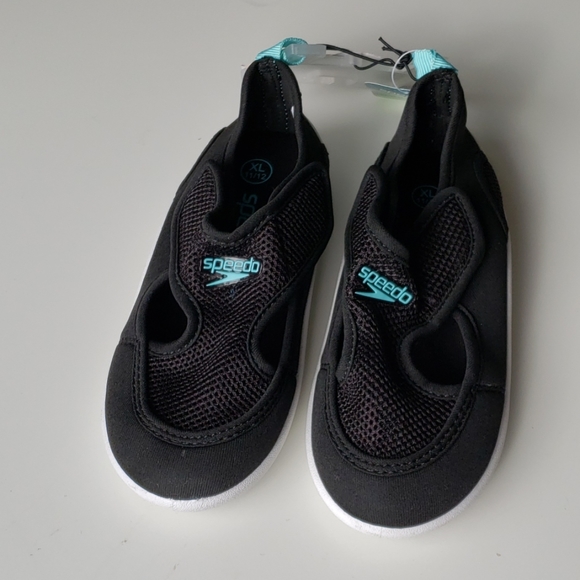 Girls Water Shoes - Picture 1 of 3